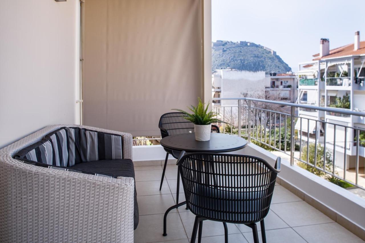 Living In Nafplio Urban Chic Apartments Buitenkant foto