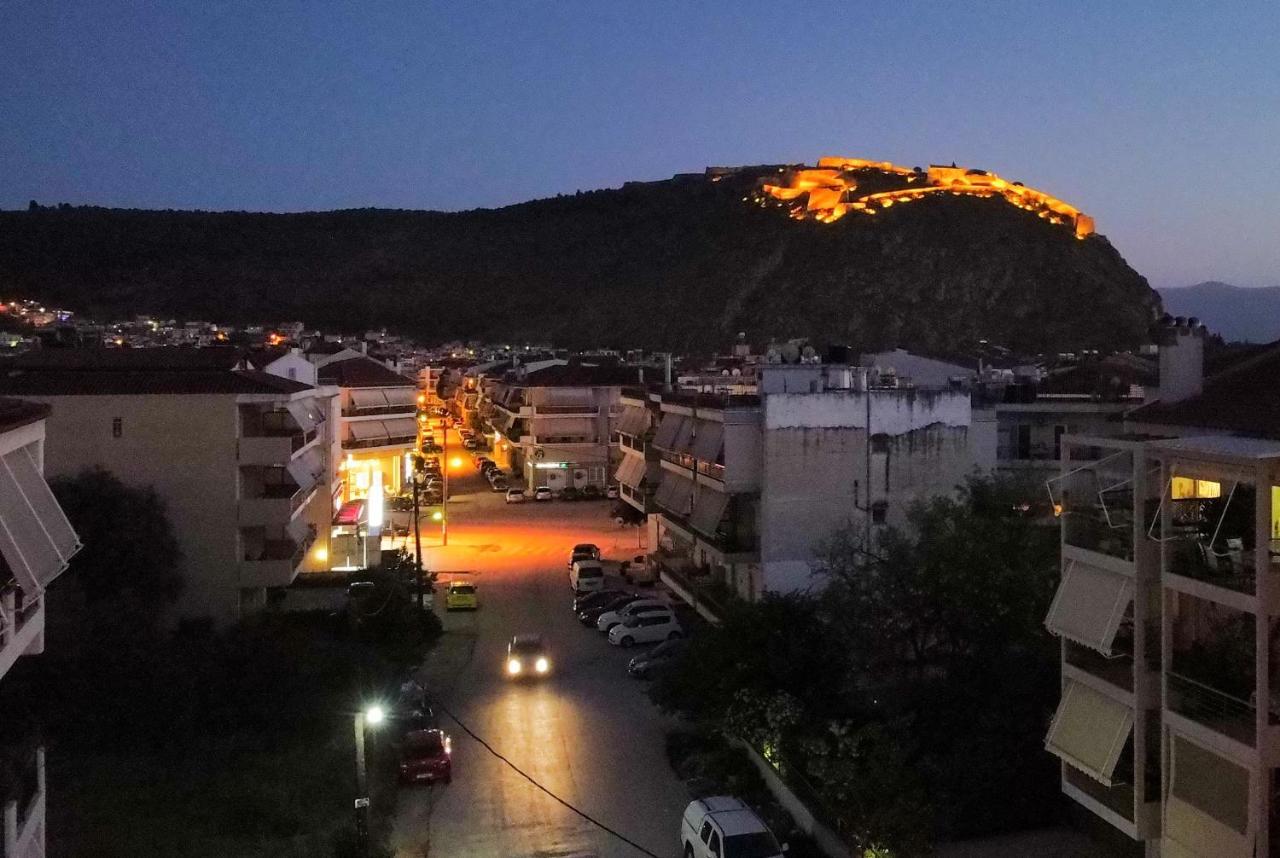 Living In Nafplio Urban Chic Apartments Buitenkant foto